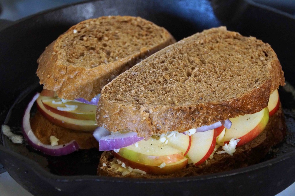 Grilled Cheese with Apples