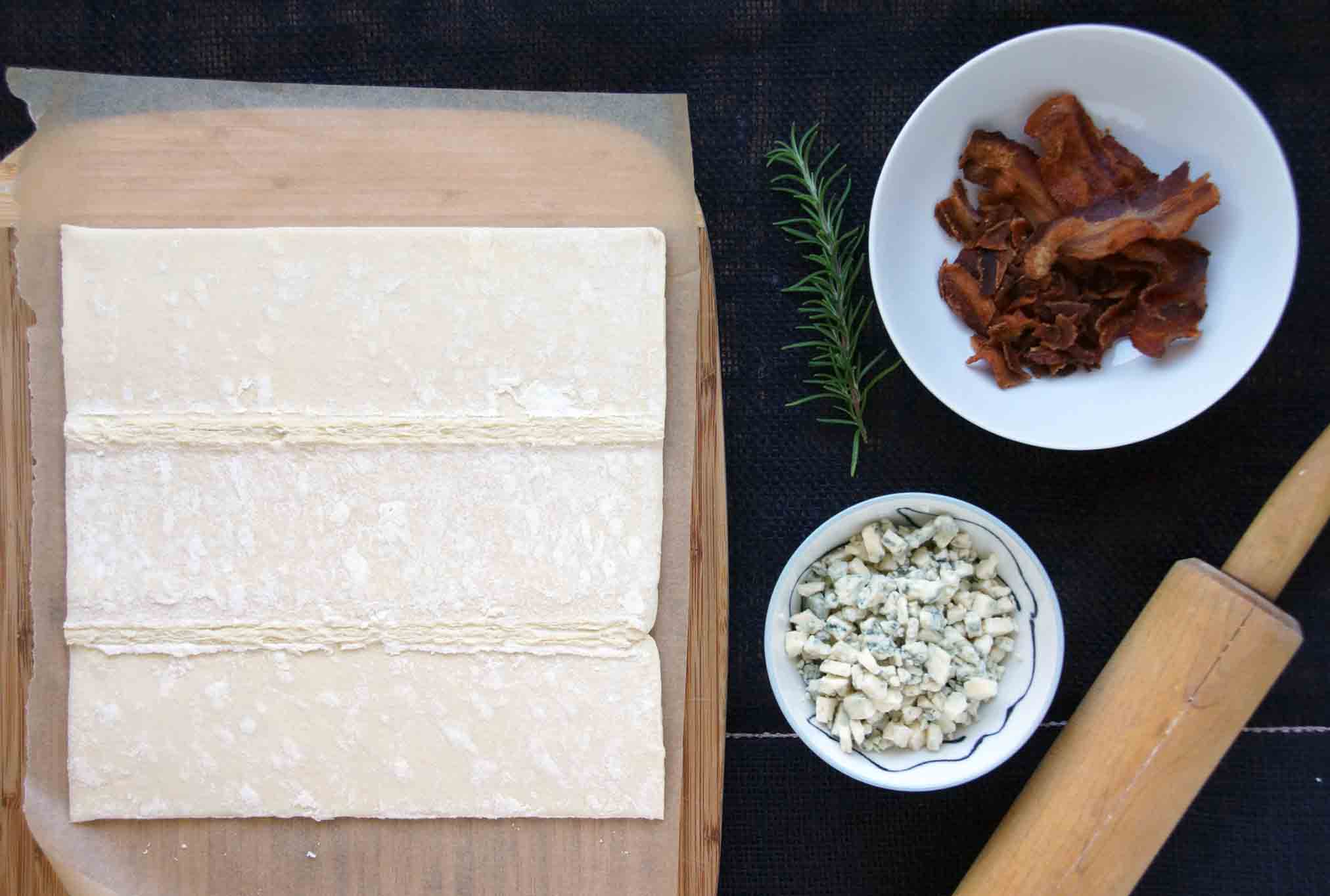 Bacon & Blue Cheese Straws strawberryplum