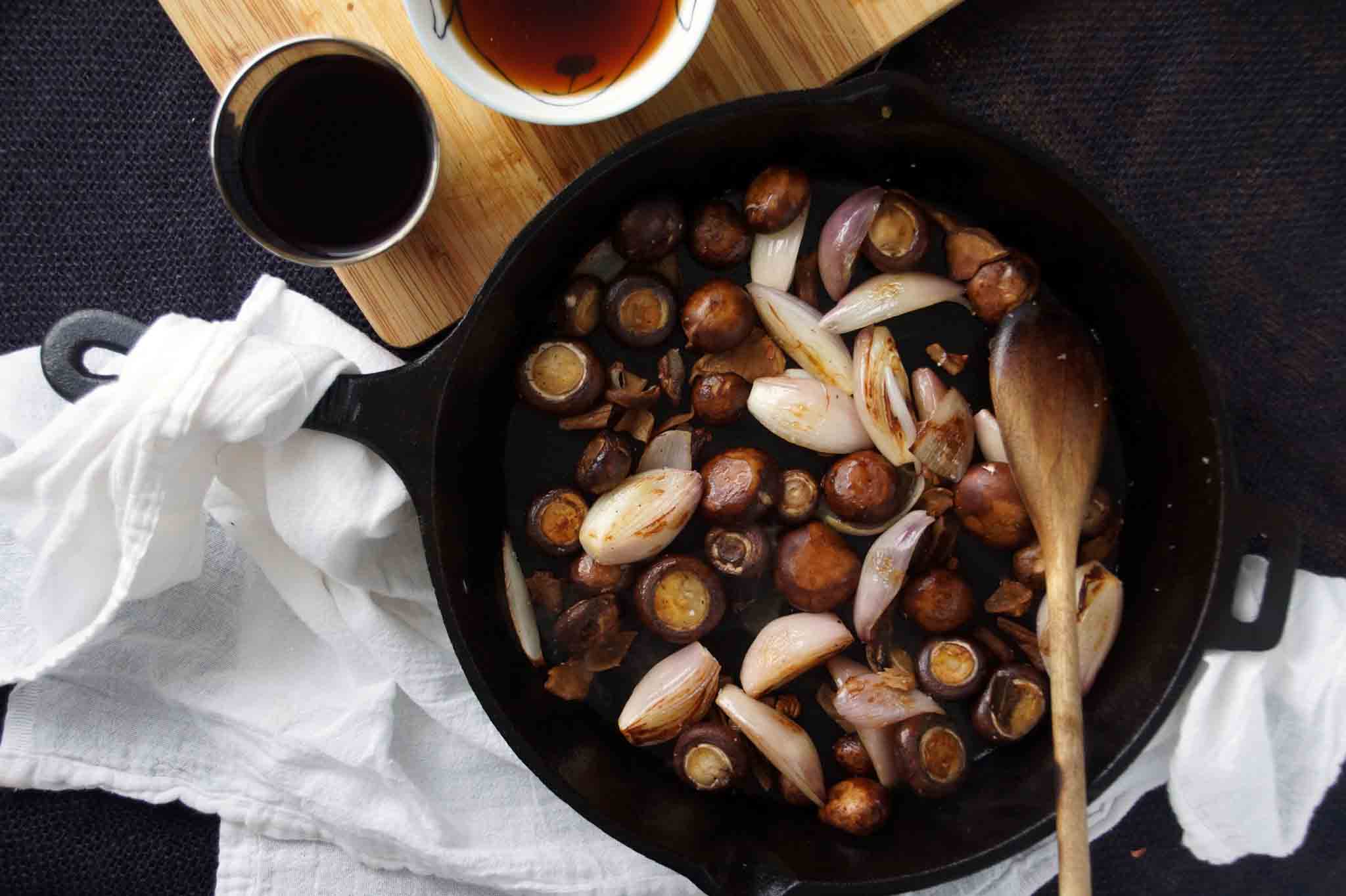 Red Wine Braised Duck Legs with Mushrooms & Shallots strawberryplum