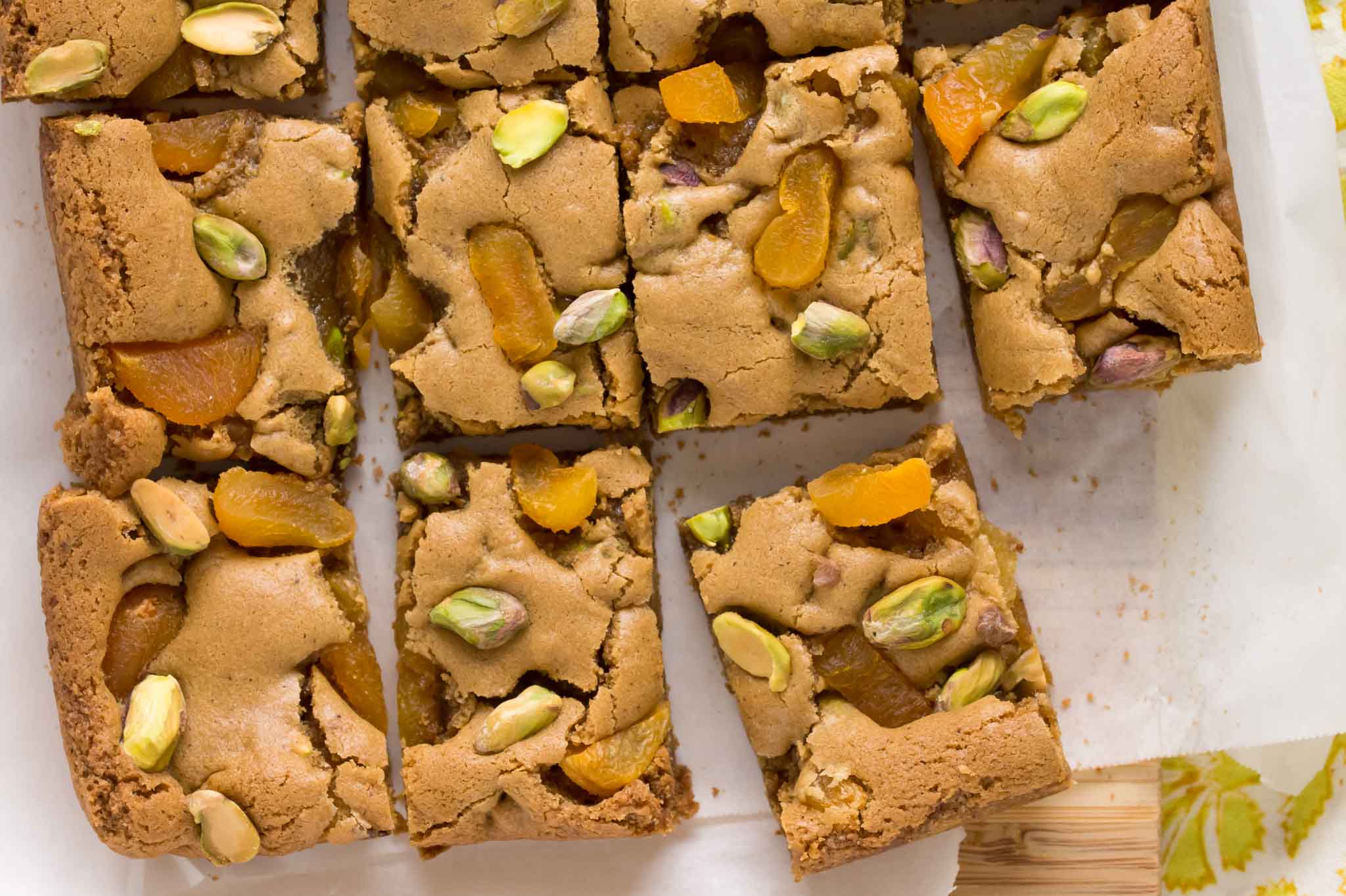 Apricot & Salted Pistachio Brown Butter Blondies strawberryplum