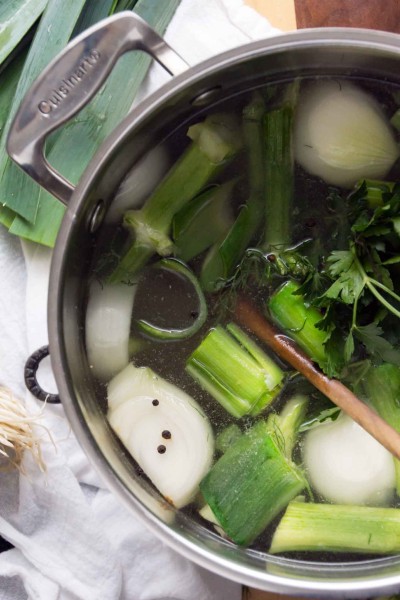 Quick Fennel & Leek Vegetable Stock