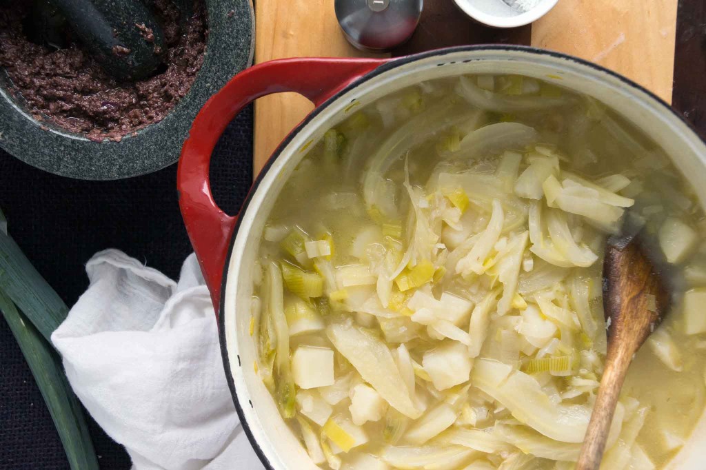 Potato, Fennel & Leek Soup with Olive Tapenade strawberryplum
