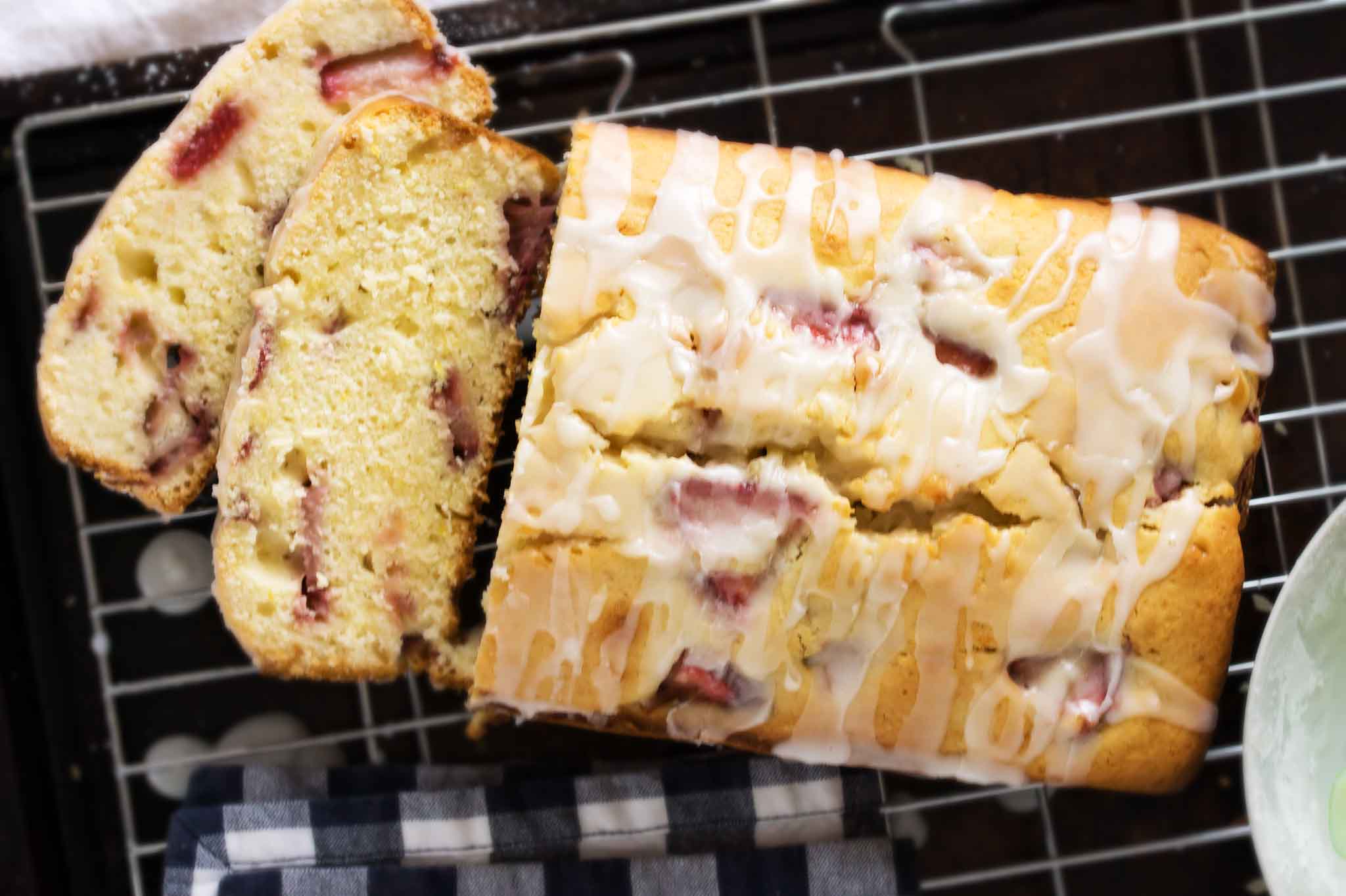 Strawberry Buttermilk Cake with Lemon Glaze strawberryplum